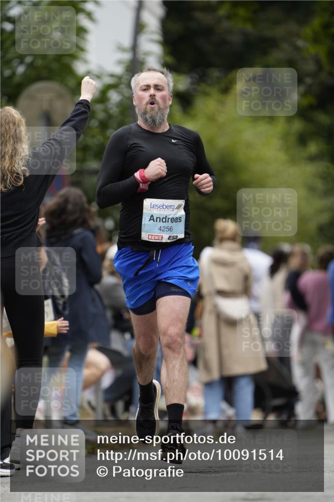 30.08.2026 - Blankeneser Heldenlauf Patografie http://msf.ph/oto/10091514 30.08.2026 12:20:24 Ziel 4256, 4293 meine-sportfotos.de