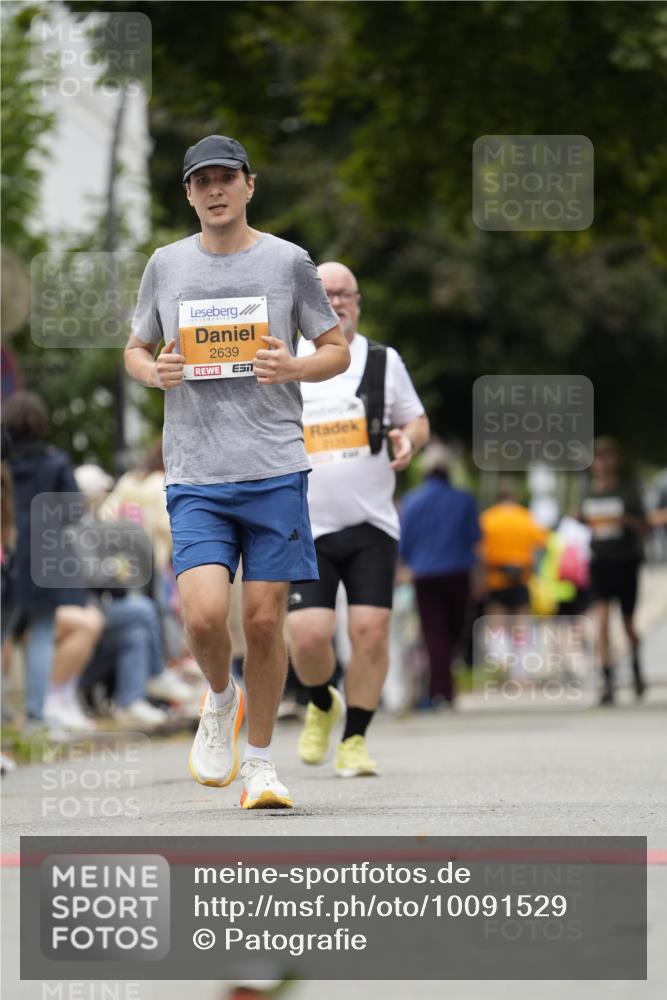 30.08.2026 - Blankeneser Heldenlauf Patografie http://msf.ph/oto/10091529 30.08.2026 12:20:44 Ziel 2131, 2639, 2737, 4356, 4418 meine-sportfotos.de