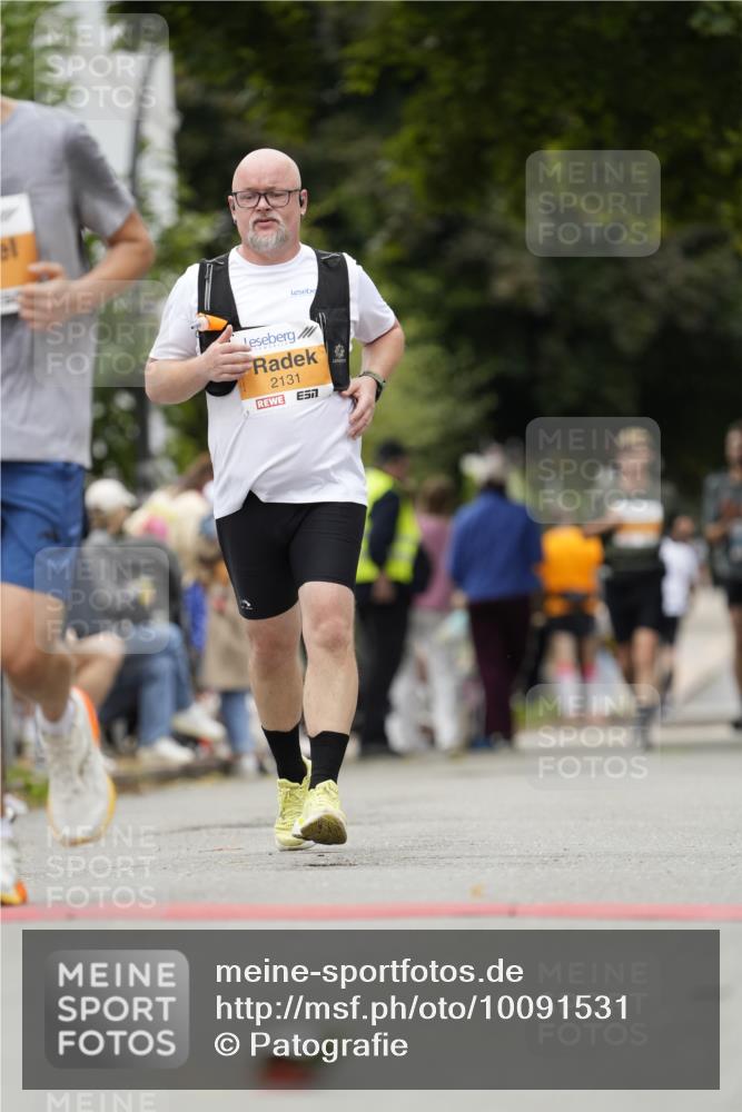 30.08.2026 - Blankeneser Heldenlauf Patografie http://msf.ph/oto/10091531 30.08.2026 12:20:46 Ziel 2131, 2639, 2737 meine-sportfotos.de