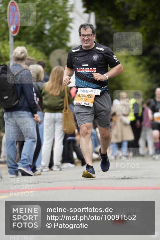 30.08.2026 - Blankeneser Heldenlauf Patografie http://msf.ph/oto/10091552 30.08.2026 12:21:28 Ziel 2412, 2837, 4247, 4374 meine-sportfotos.de