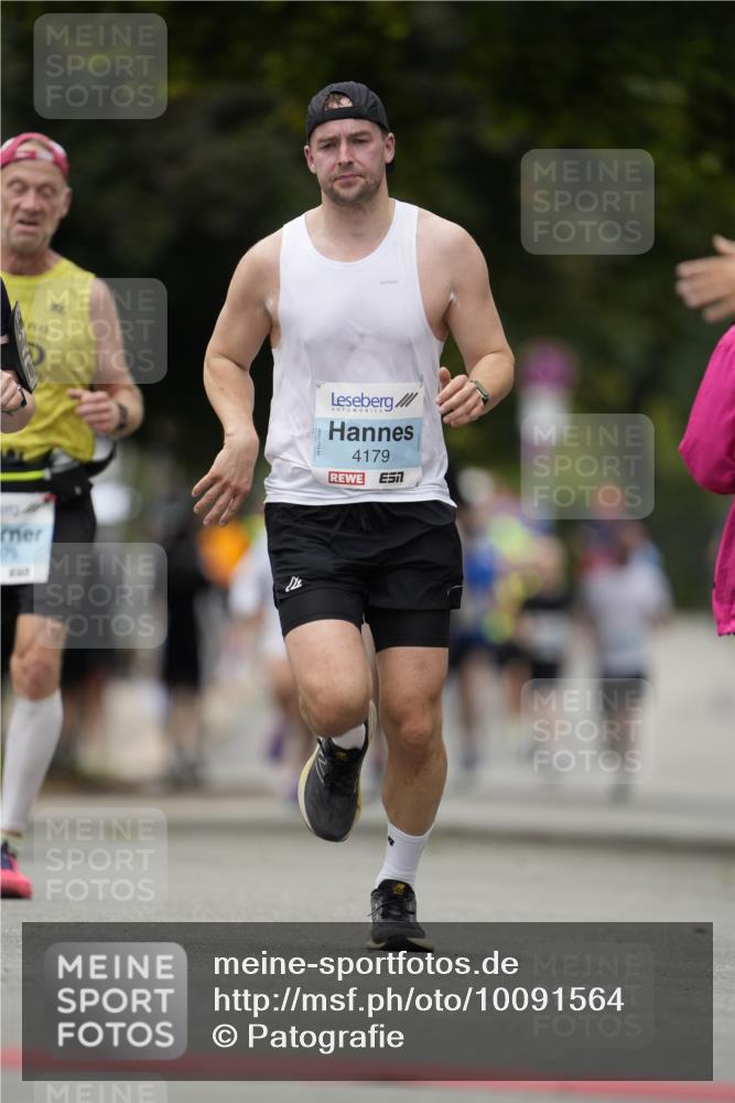 30.08.2026 - Blankeneser Heldenlauf Patografie http://msf.ph/oto/10091564 30.08.2026 12:21:40 Ziel 2472, 4092, 4179 meine-sportfotos.de
