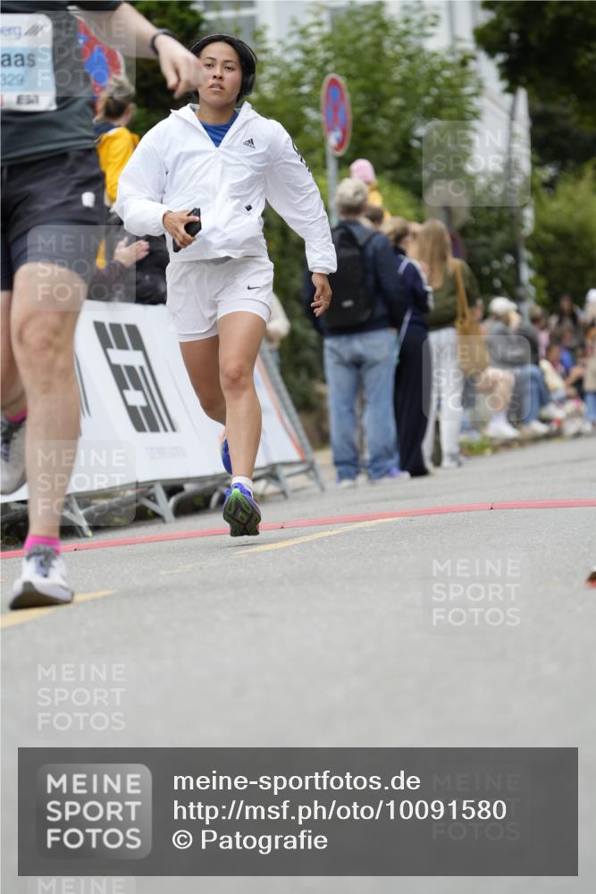 30.08.2026 - Blankeneser Heldenlauf Patografie http://msf.ph/oto/10091580 30.08.2026 12:21:57 Ziel 2793, 4329 meine-sportfotos.de