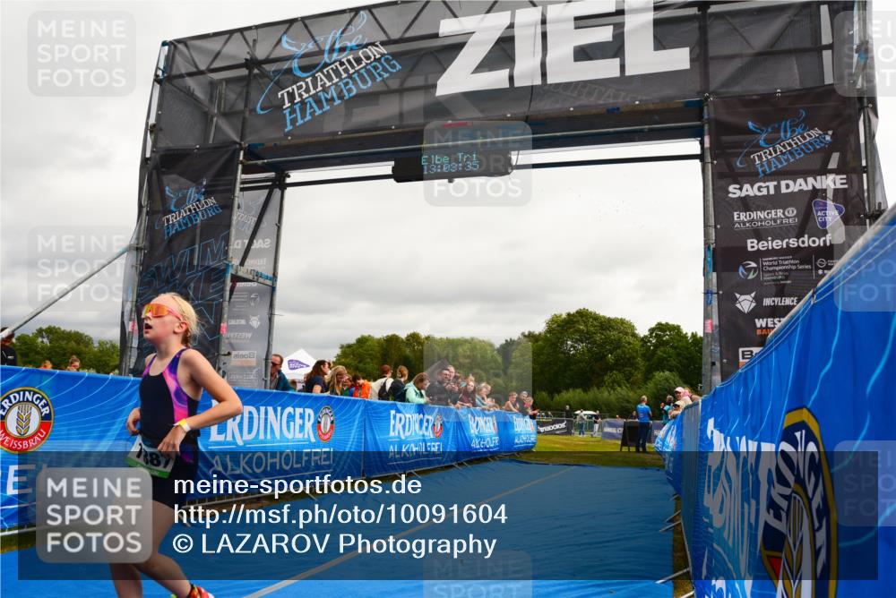 30.08.2026 - Elbe Triathlon Hamburg LAZAROV Photography http://msf.ph/oto/10091604 30.08.2026 13:03:35 Ziel 1887 meine-sportfotos.de