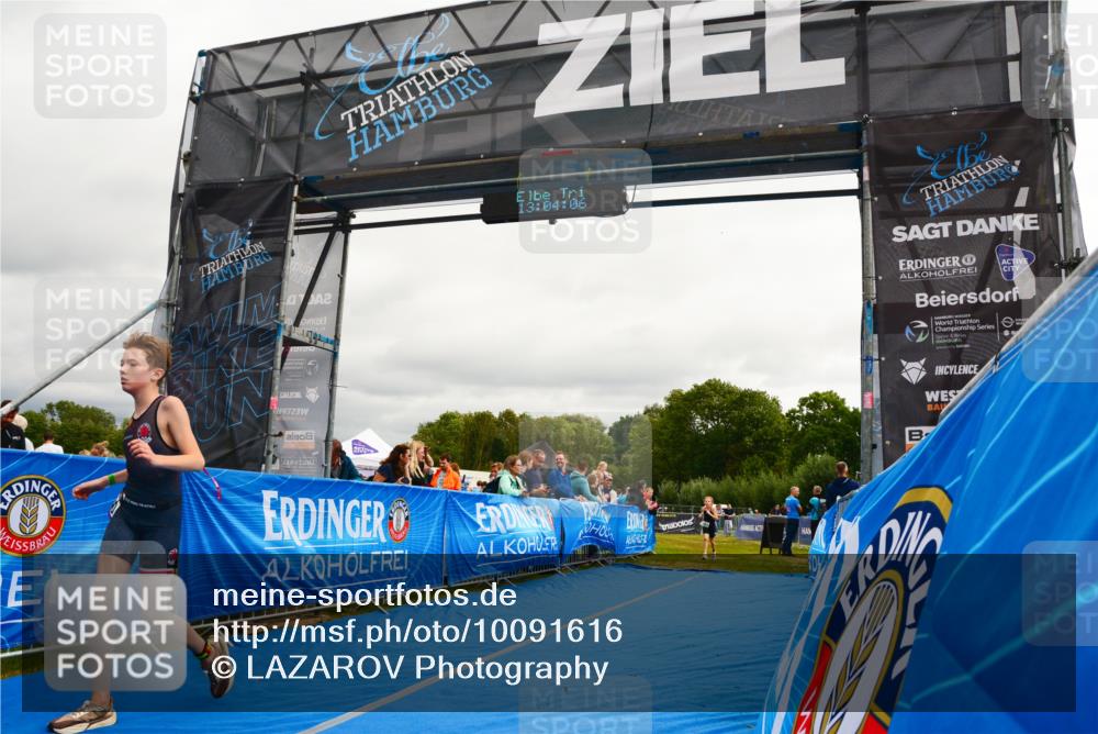30.08.2026 - Elbe Triathlon Hamburg LAZAROV Photography http://msf.ph/oto/10091616 30.08.2026 13:04:07 Ziel 1780 meine-sportfotos.de