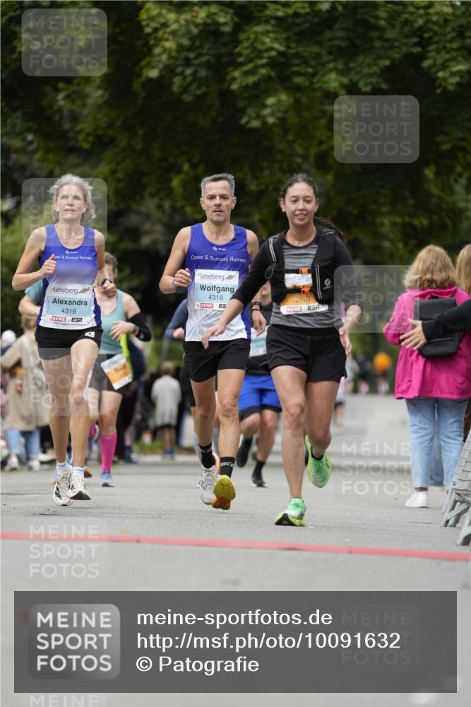 30.08.2026 - Blankeneser Heldenlauf Patografie http://msf.ph/oto/10091632 30.08.2026 12:22:36 Ziel 2620, 4026, 4152, 4171, 4304, 4318, 4319 meine-sportfotos.de