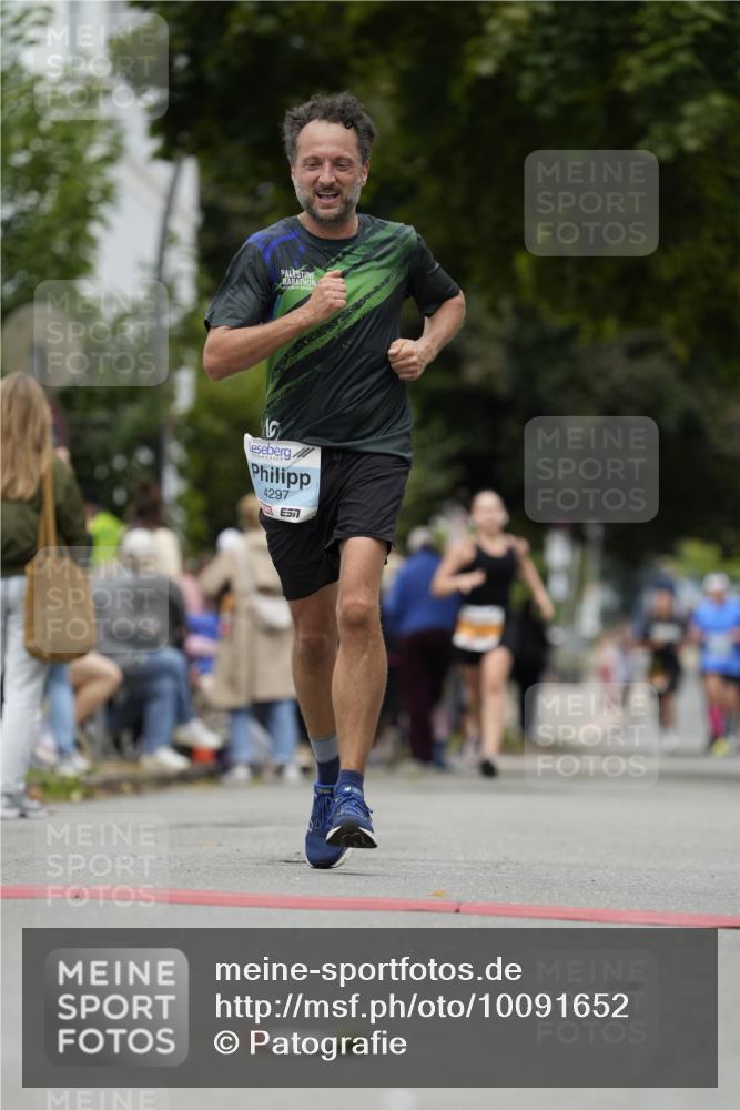 30.08.2026 - Blankeneser Heldenlauf Patografie http://msf.ph/oto/10091652 30.08.2026 12:22:48 Ziel 2151, 2381, 2941, 4188, 4297, 4370, 4448 meine-sportfotos.de