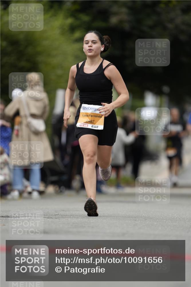 30.08.2026 - Blankeneser Heldenlauf Patografie http://msf.ph/oto/10091656 30.08.2026 12:22:53 Ziel 2487, 4188, 4297, 4370 meine-sportfotos.de