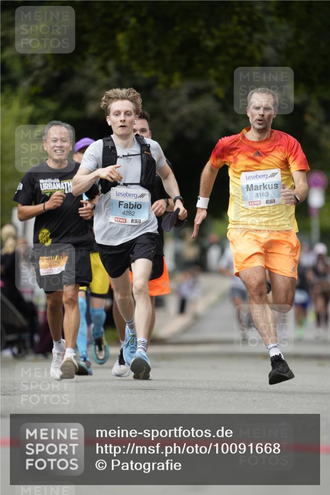 30.08.2026 - Blankeneser Heldenlauf Patografie http://msf.ph/oto/10091668 30.08.2026 12:23:11 Ziel 4145, 4163, 4282, 4359 meine-sportfotos.de