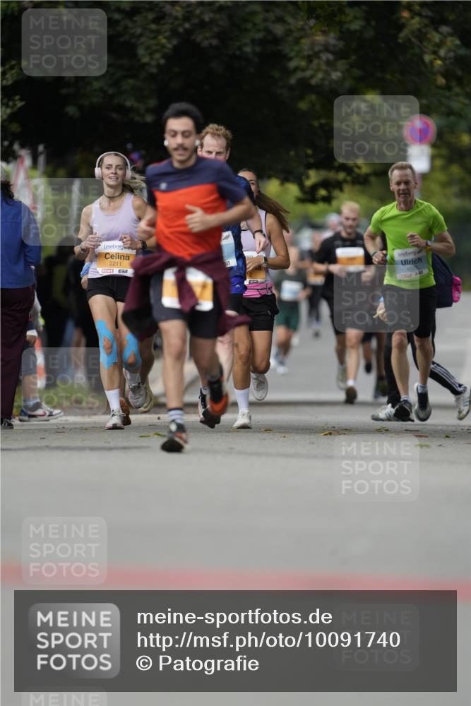 30.08.2026 - Blankeneser Heldenlauf Patografie http://msf.ph/oto/10091740 30.08.2026 12:24:09 Ziel 4027, 4261, 4410 meine-sportfotos.de