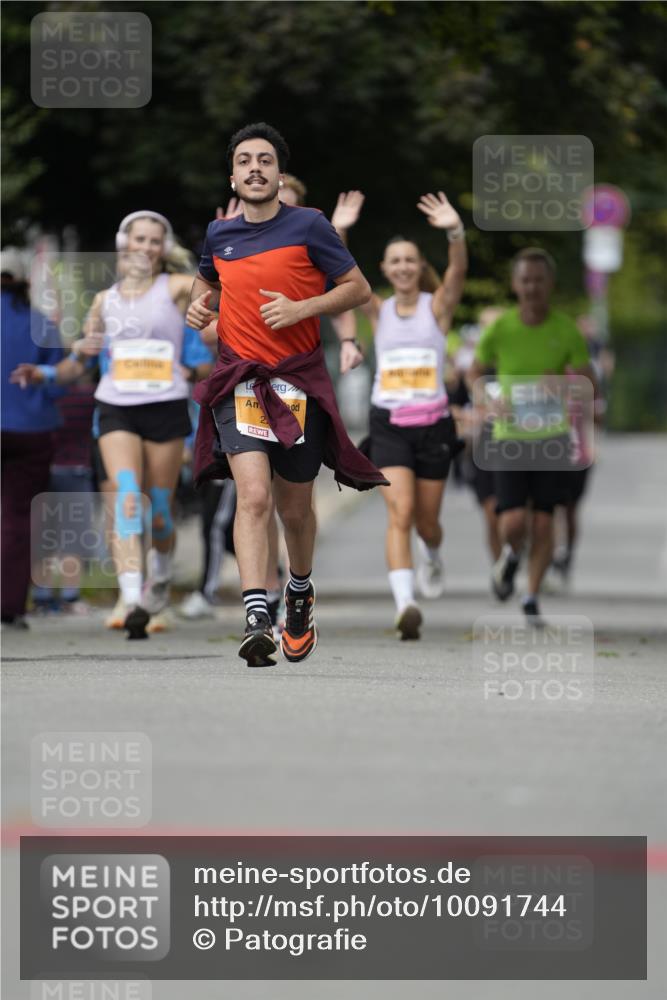 30.08.2026 - Blankeneser Heldenlauf Patografie http://msf.ph/oto/10091744 30.08.2026 12:24:10 Ziel 4027, 4261, 4410 meine-sportfotos.de