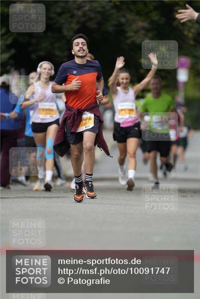 30.08.2026 - Blankeneser Heldenlauf Patografie http://msf.ph/oto/10091747 30.08.2026 12:24:10 Ziel 4027, 4261, 4410 meine-sportfotos.de