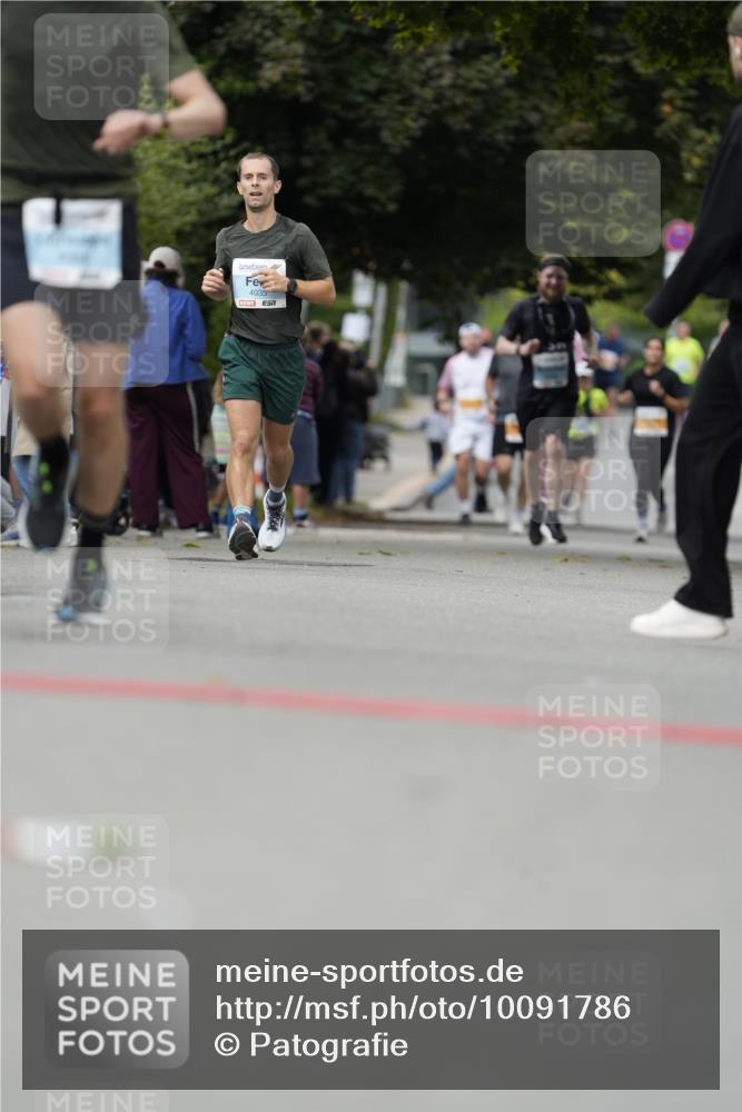 30.08.2026 - Blankeneser Heldenlauf Patografie http://msf.ph/oto/10091786 30.08.2026 12:24:36 Ziel 2430, 4084, 4432 meine-sportfotos.de
