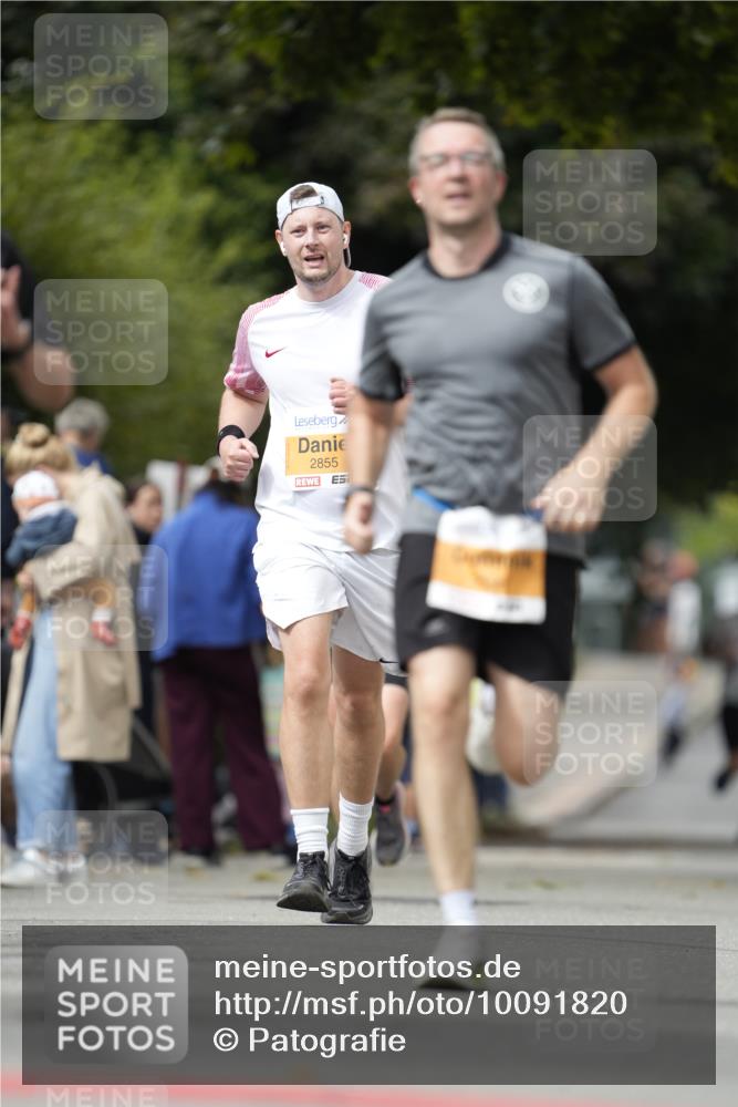 30.08.2026 - Blankeneser Heldenlauf Patografie http://msf.ph/oto/10091820 30.08.2026 12:24:58 Ziel 2596, 2800 meine-sportfotos.de