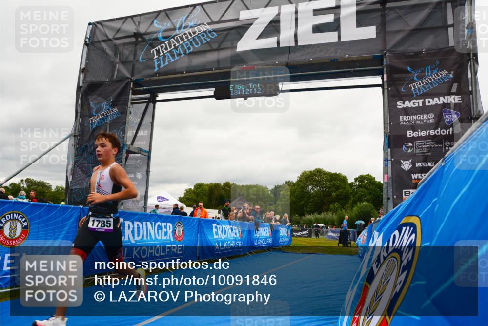 30.08.2026 - Elbe Triathlon Hamburg LAZAROV Photography http://msf.ph/oto/10091846 30.08.2026 13:12:13 Ziel 1785 meine-sportfotos.de