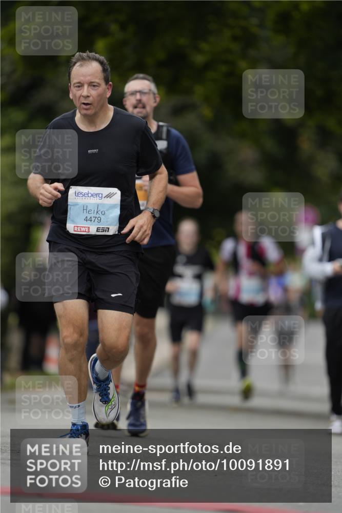30.08.2026 - Blankeneser Heldenlauf Patografie http://msf.ph/oto/10091891 30.08.2026 12:26:06 Ziel 2600, 2602, 2690, 4464, 4479 meine-sportfotos.de