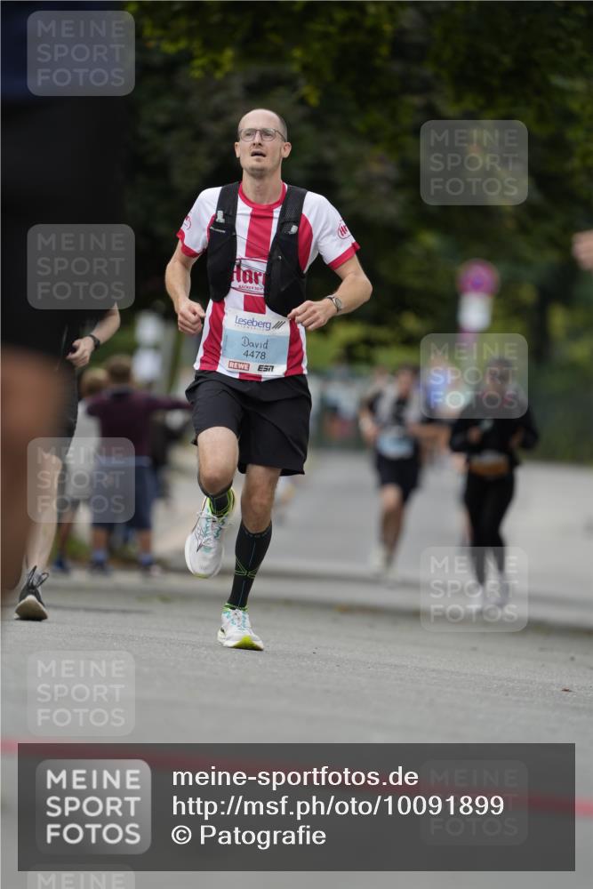 30.08.2026 - Blankeneser Heldenlauf Patografie http://msf.ph/oto/10091899 30.08.2026 12:26:12 Ziel 2600, 2690, 4464, 4478, 4479 meine-sportfotos.de