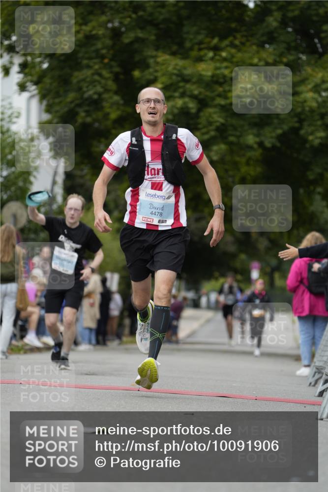 30.08.2026 - Blankeneser Heldenlauf Patografie http://msf.ph/oto/10091906 30.08.2026 12:26:16 Ziel 2600, 2690, 4380, 4464, 4478, 4479 meine-sportfotos.de