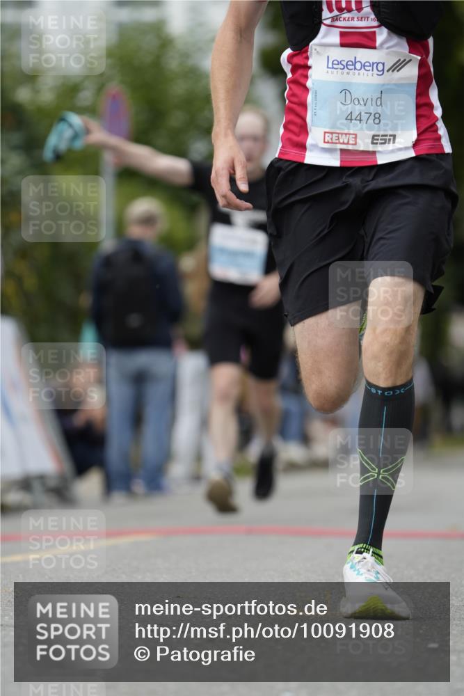 30.08.2026 - Blankeneser Heldenlauf Patografie http://msf.ph/oto/10091908 30.08.2026 12:26:18 Ziel 2600, 2690, 4380, 4478 meine-sportfotos.de