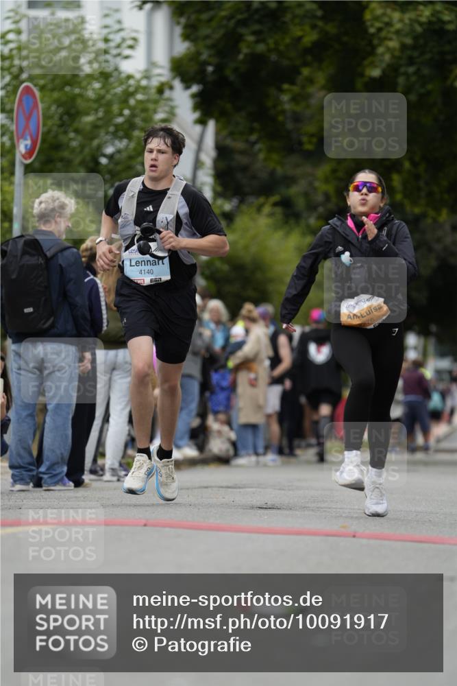30.08.2026 - Blankeneser Heldenlauf Patografie http://msf.ph/oto/10091917 30.08.2026 12:26:27 Ziel 2276, 4140, 4380 meine-sportfotos.de