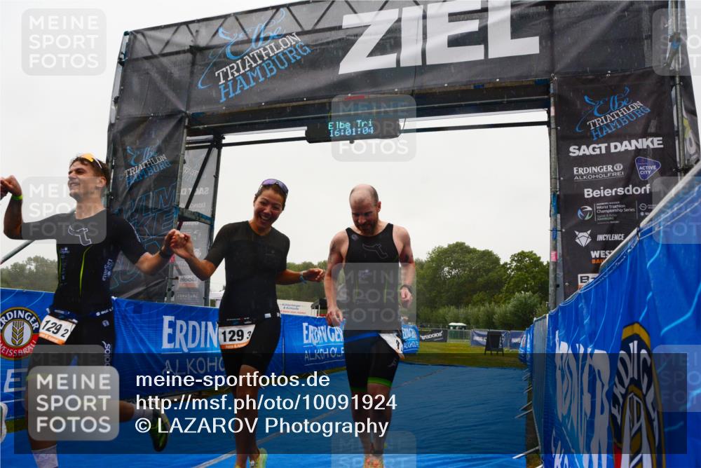 30.08.2026 - Elbe Triathlon Hamburg LAZAROV Photography http://msf.ph/oto/10091924 30.08.2026 16:01:03 Ziel  meine-sportfotos.de
