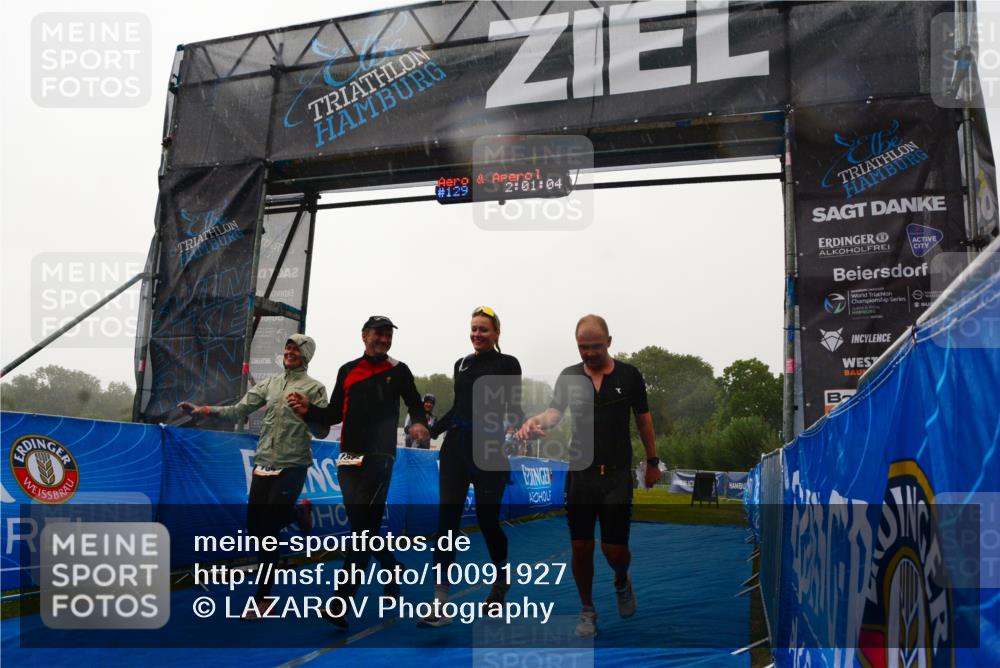 30.08.2026 - Elbe Triathlon Hamburg LAZAROV Photography http://msf.ph/oto/10091927 30.08.2026 16:05:04 Ziel  meine-sportfotos.de