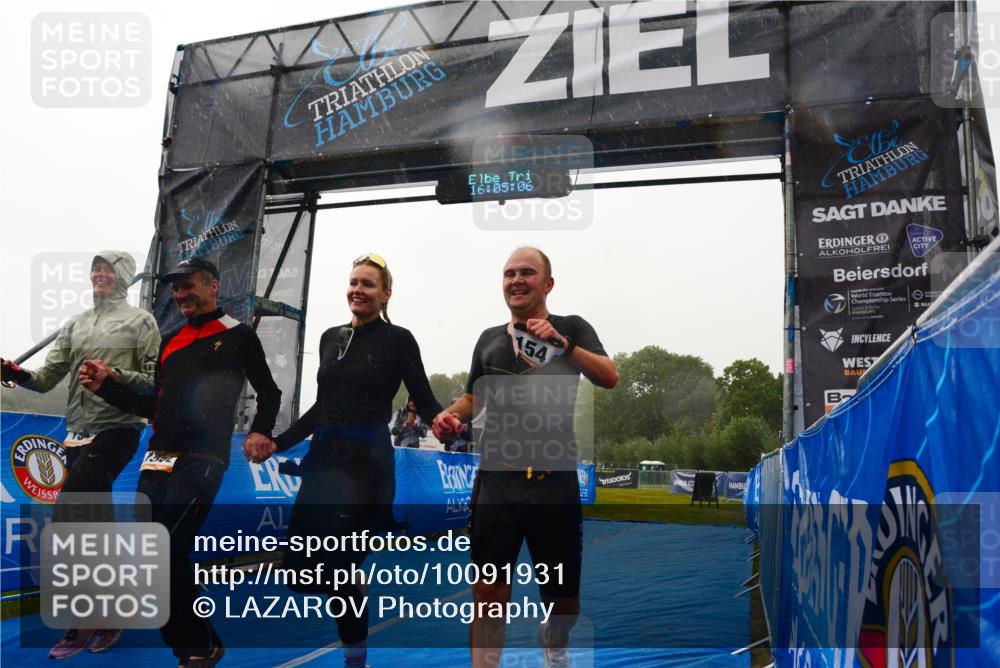 30.08.2026 - Elbe Triathlon Hamburg LAZAROV Photography http://msf.ph/oto/10091931 30.08.2026 16:05:05 Ziel  meine-sportfotos.de