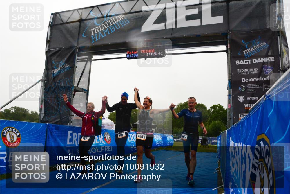30.08.2026 - Elbe Triathlon Hamburg LAZAROV Photography http://msf.ph/oto/10091932 30.08.2026 16:09:40 Ziel  meine-sportfotos.de