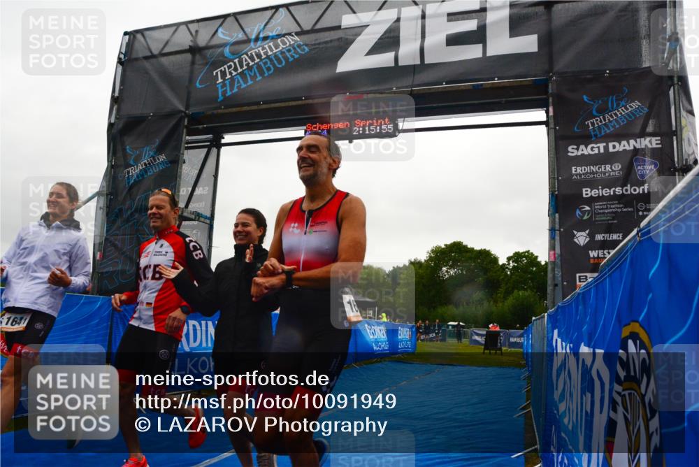 30.08.2026 - Elbe Triathlon Hamburg LAZAROV Photography http://msf.ph/oto/10091949 30.08.2026 16:15:54 Ziel  meine-sportfotos.de