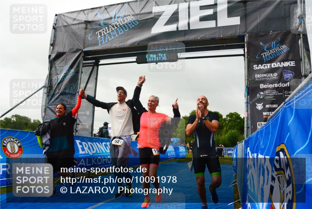 30.08.2026 - Elbe Triathlon Hamburg LAZAROV Photography http://msf.ph/oto/10091978 30.08.2026 16:21:37 Ziel  meine-sportfotos.de