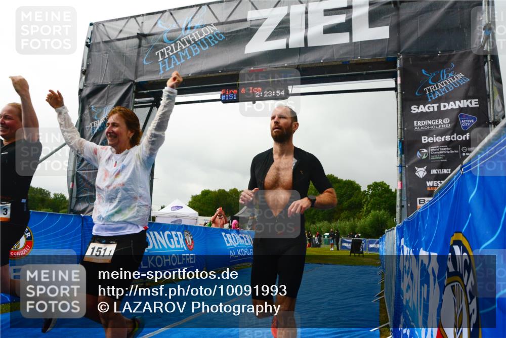30.08.2026 - Elbe Triathlon Hamburg LAZAROV Photography http://msf.ph/oto/10091993 30.08.2026 16:23:53 Ziel  meine-sportfotos.de