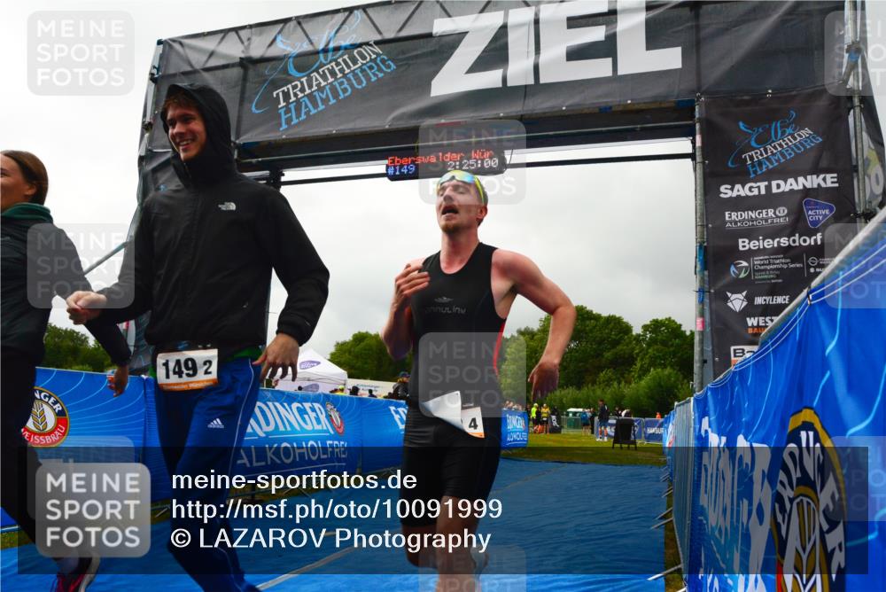 30.08.2026 - Elbe Triathlon Hamburg LAZAROV Photography http://msf.ph/oto/10091999 30.08.2026 16:24:58 Ziel  meine-sportfotos.de
