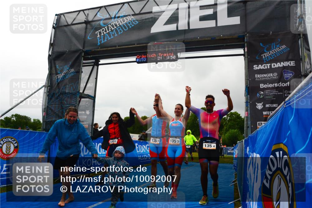 30.08.2026 - Elbe Triathlon Hamburg LAZAROV Photography http://msf.ph/oto/10092007 30.08.2026 16:25:54 Ziel  meine-sportfotos.de