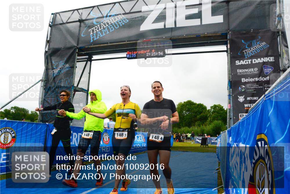 30.08.2026 - Elbe Triathlon Hamburg LAZAROV Photography http://msf.ph/oto/10092016 30.08.2026 16:25:57 Ziel  meine-sportfotos.de