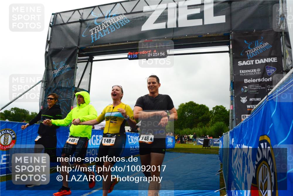 30.08.2026 - Elbe Triathlon Hamburg LAZAROV Photography http://msf.ph/oto/10092017 30.08.2026 16:25:57 Ziel  meine-sportfotos.de