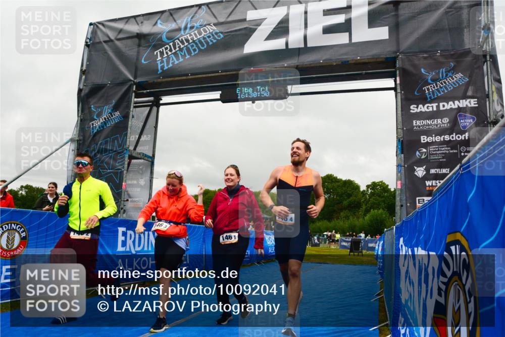 30.08.2026 - Elbe Triathlon Hamburg LAZAROV Photography http://msf.ph/oto/10092041 30.08.2026 16:30:49 Ziel  meine-sportfotos.de