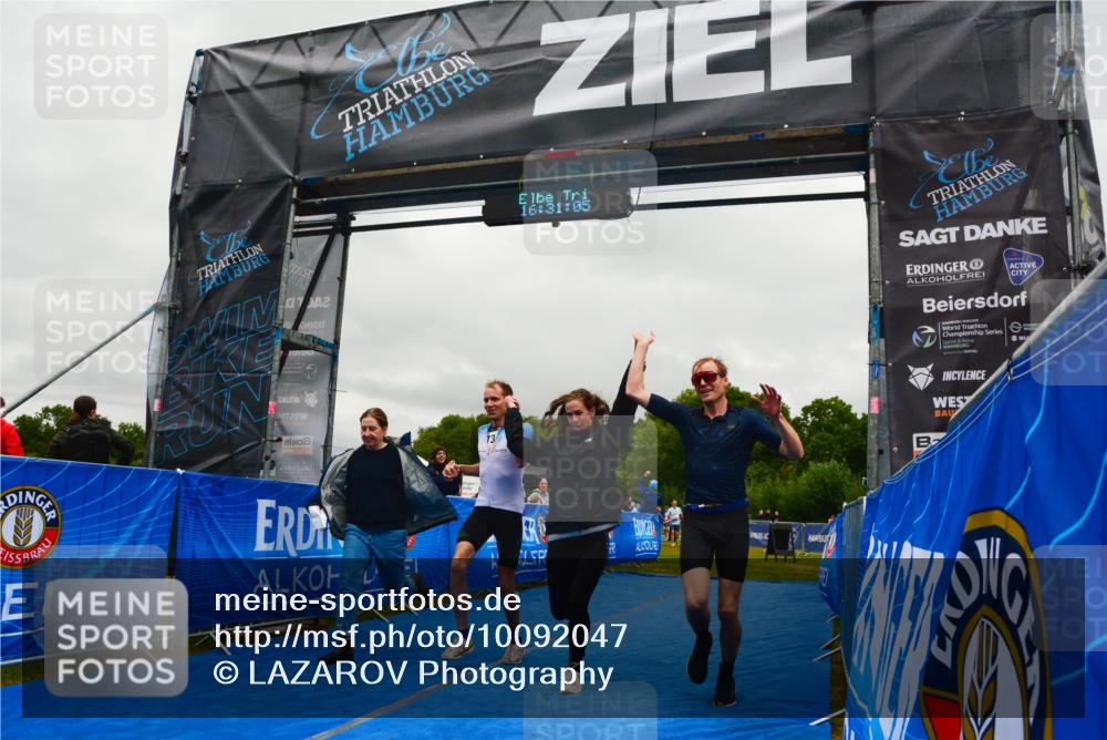 30.08.2026 - Elbe Triathlon Hamburg LAZAROV Photography http://msf.ph/oto/10092047 30.08.2026 16:31:04 Ziel  meine-sportfotos.de