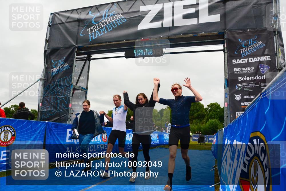 30.08.2026 - Elbe Triathlon Hamburg LAZAROV Photography http://msf.ph/oto/10092049 30.08.2026 16:31:04 Ziel  meine-sportfotos.de