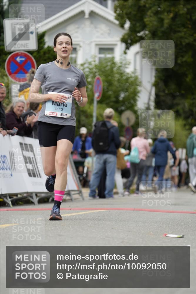 30.08.2026 - Blankeneser Heldenlauf Patografie http://msf.ph/oto/10092050 30.08.2026 12:26:42 Ziel 4113 meine-sportfotos.de