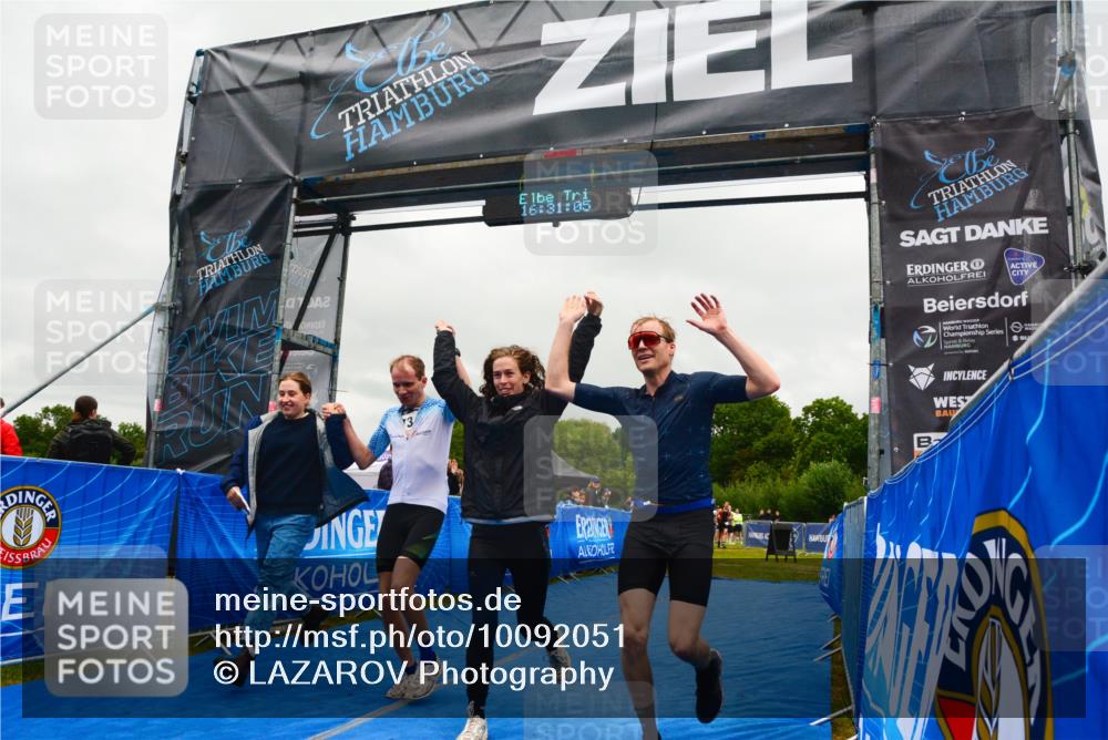 30.08.2026 - Elbe Triathlon Hamburg LAZAROV Photography http://msf.ph/oto/10092051 30.08.2026 16:31:04 Ziel  meine-sportfotos.de