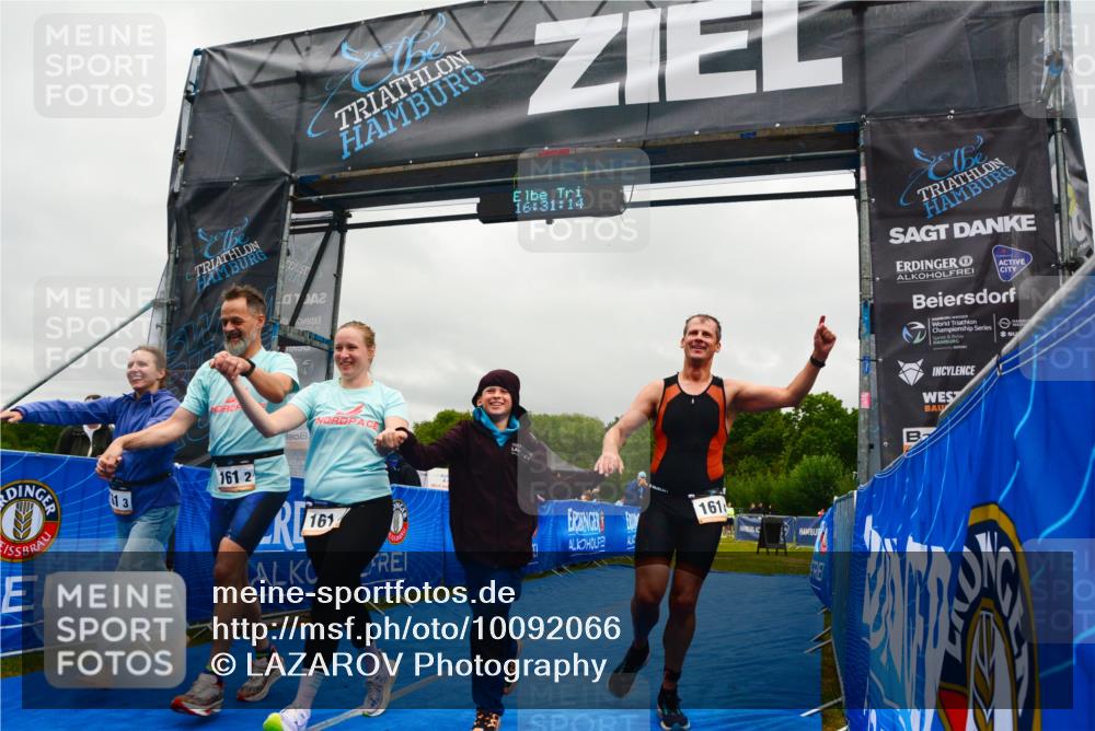 30.08.2026 - Elbe Triathlon Hamburg LAZAROV Photography http://msf.ph/oto/10092066 30.08.2026 16:31:13 Ziel  meine-sportfotos.de