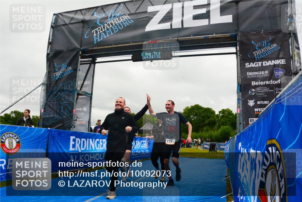 30.08.2026 - Elbe Triathlon Hamburg LAZAROV Photography http://msf.ph/oto/10092073 30.08.2026 16:31:30 Ziel  meine-sportfotos.de