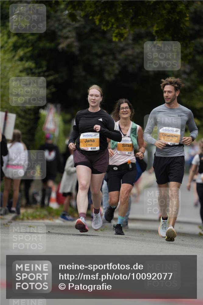 30.08.2026 - Blankeneser Heldenlauf Patografie http://msf.ph/oto/10092077 30.08.2026 12:27:07 Ziel 2677, 2777, 2828, 4062, 4276 meine-sportfotos.de