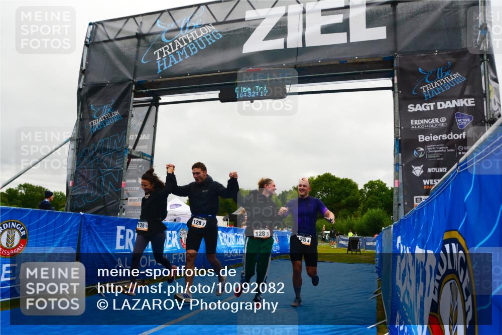 30.08.2026 - Elbe Triathlon Hamburg LAZAROV Photography http://msf.ph/oto/10092082 30.08.2026 16:32:16 Ziel  meine-sportfotos.de