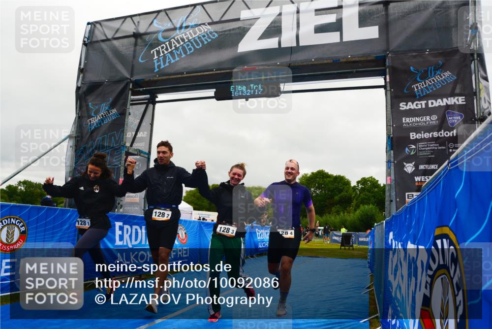 30.08.2026 - Elbe Triathlon Hamburg LAZAROV Photography http://msf.ph/oto/10092086 30.08.2026 16:32:16 Ziel  meine-sportfotos.de