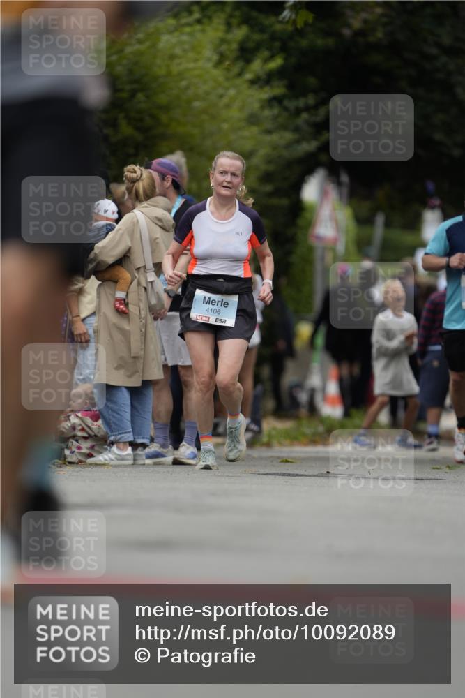 30.08.2026 - Blankeneser Heldenlauf Patografie http://msf.ph/oto/10092089 30.08.2026 12:27:19 Ziel 2164, 2234, 2357 meine-sportfotos.de