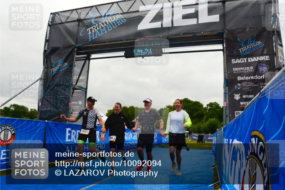 30.08.2026 - Elbe Triathlon Hamburg LAZAROV Photography http://msf.ph/oto/10092094 30.08.2026 16:32:29 Ziel  meine-sportfotos.de