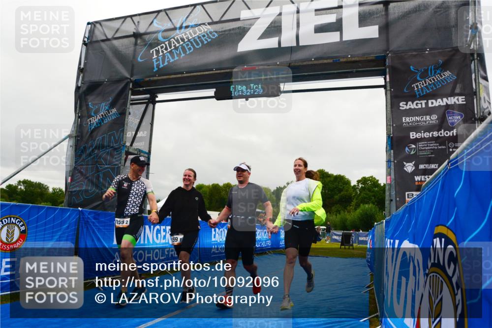 30.08.2026 - Elbe Triathlon Hamburg LAZAROV Photography http://msf.ph/oto/10092096 30.08.2026 16:32:29 Ziel  meine-sportfotos.de