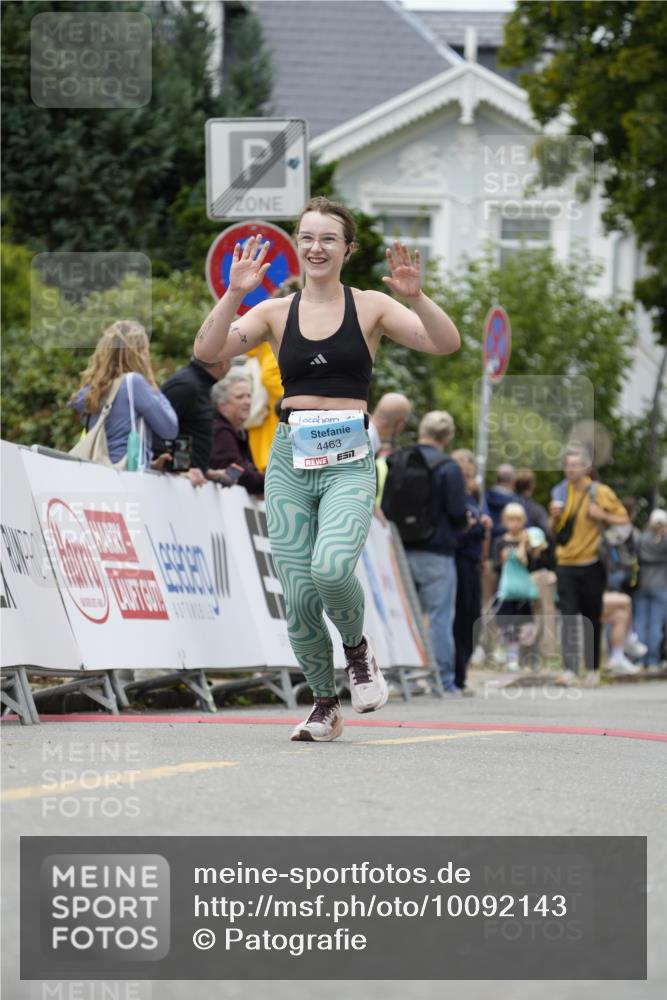30.08.2026 - Blankeneser Heldenlauf Patografie http://msf.ph/oto/10092143 30.08.2026 12:27:58 Ziel 2366, 2827, 4195, 4212, 4213, 4289, 4463 meine-sportfotos.de