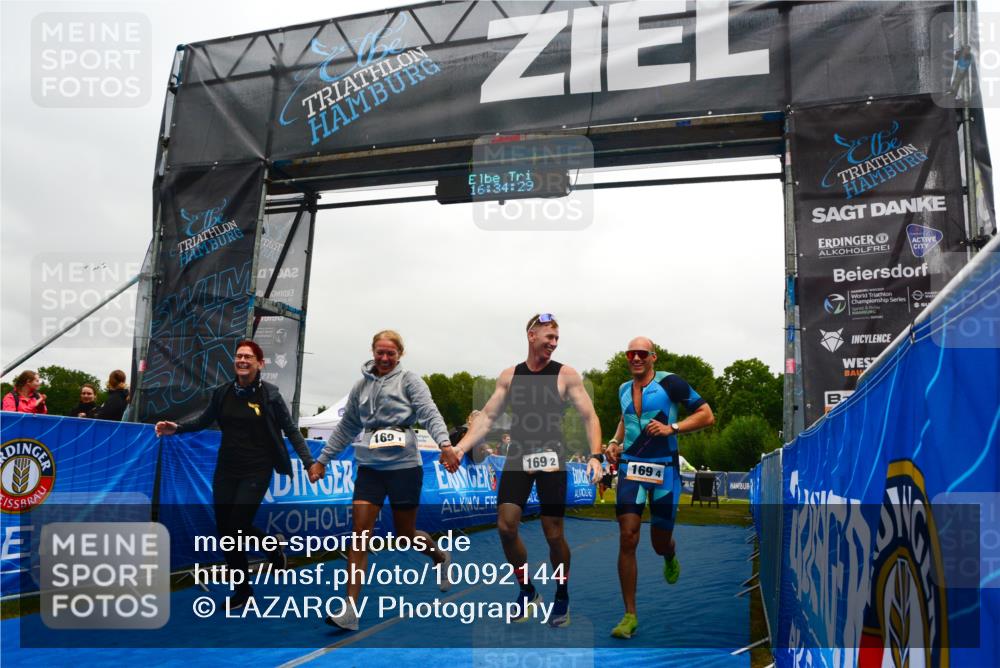 30.08.2026 - Elbe Triathlon Hamburg LAZAROV Photography http://msf.ph/oto/10092144 30.08.2026 16:34:28 Ziel  meine-sportfotos.de