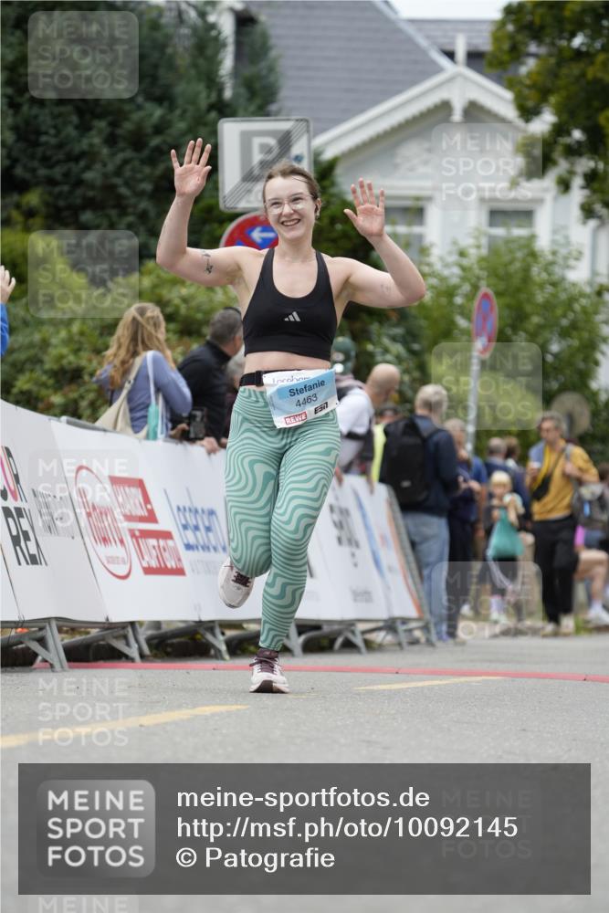 30.08.2026 - Blankeneser Heldenlauf Patografie http://msf.ph/oto/10092145 30.08.2026 12:27:58 Ziel 2366, 2827, 4195, 4212, 4213, 4289, 4463 meine-sportfotos.de